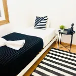 87 Center Flat Ideal For Groups And Families * Lissabon