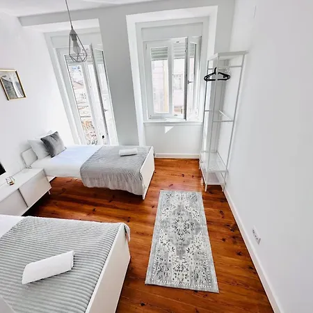 87 Center Flat Ideal For Groups And Families