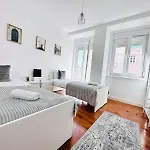 87 Center Flat Ideal For Groups And Families Апартаменты *