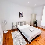 Апартаменты 87 Center Flat Ideal For Groups And Families