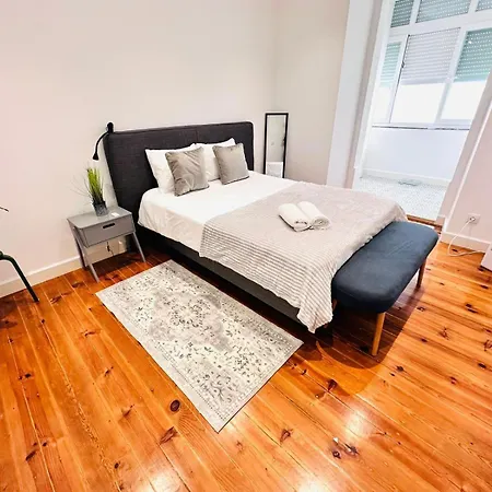 87 Center Flat Ideal For Groups And Families * Лиссабон