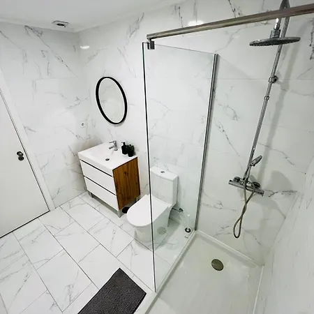 87 Center Flat Ideal For Groups And Families Appartamento