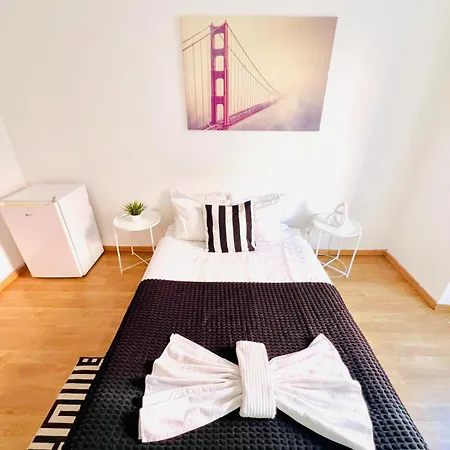 87 Center Flat Ideal For Groups And Families Appartamento