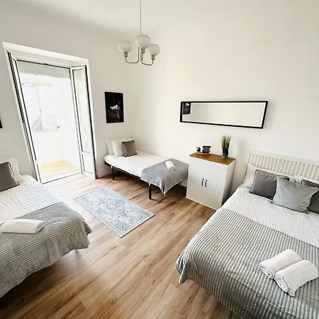 87 Center Flat Ideal For Groups And Families *