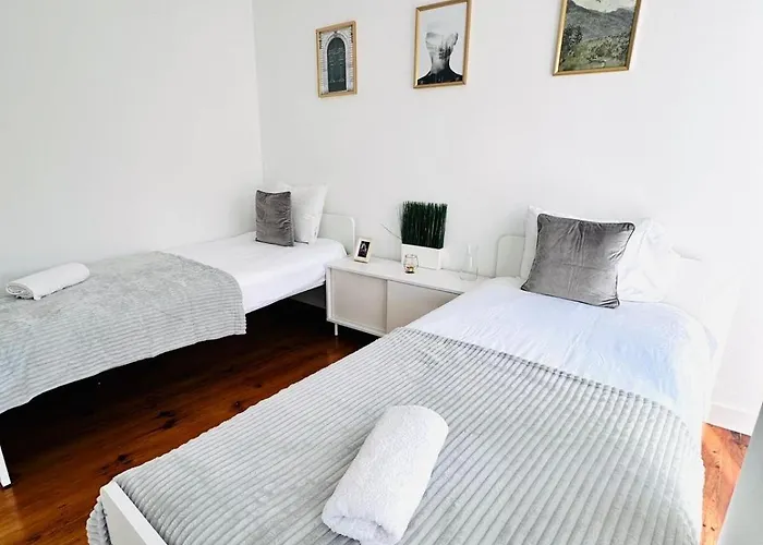 87 Center Flat Ideal For Groups And Families Apartment *