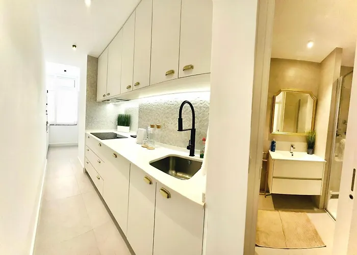 87 Center Flat Ideal For Groups And Families