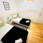 87 Center Flat Ideal For Groups And Families Апартаменти *