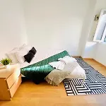 87 Center Flat Ideal For Groups And Families Апартаменти *