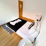 87 Center Flat Ideal For Groups And Families Апартаменти *