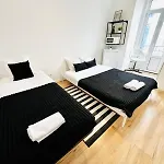 Апартаменти 87 Center Flat Ideal For Groups And Families *