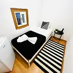 87 Center Flat Ideal For Groups And Families Апартаменти *