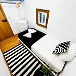 87 Center Flat Ideal For Groups And Families Апартаменти Лісабон